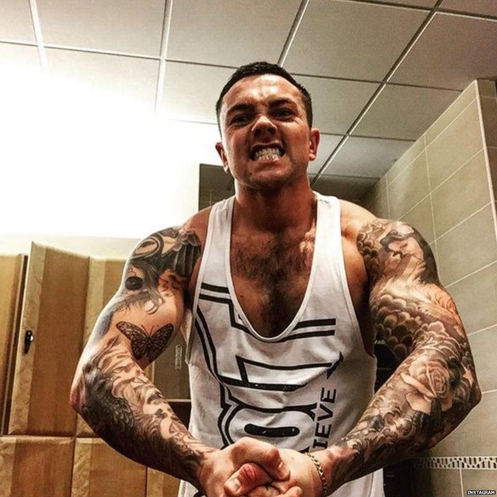 Ray Quinn's got fans asking for gym tips after muscle shots BBC News