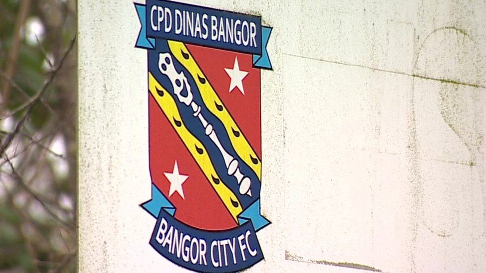 Bangor City FC crest