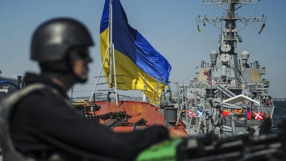 A Ukrainian Navy sailor mans a machine gun in Odessa. Photo: 1 September 2015