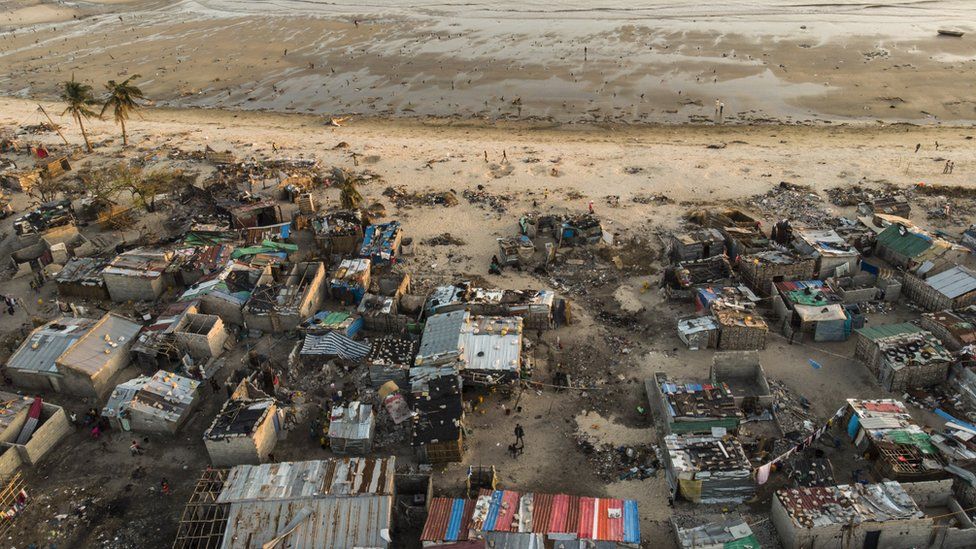 Image showing debris and devistation caused by Cyclone Idai in Mozambique in March 2019