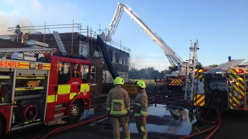 Cecil Jones Academy: Fire breaks out at Southend school - BBC News