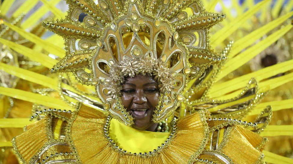 Rio Carnival 2020: Best pictures from Brazil celebrations - BBC Newsround