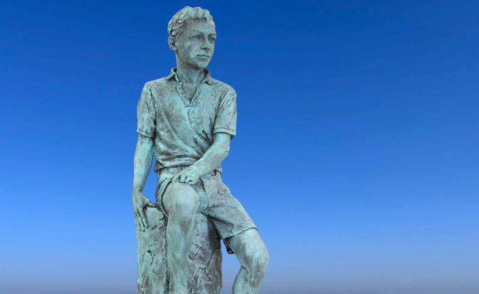 The maquette of how the statue of Benjamin Britten will look