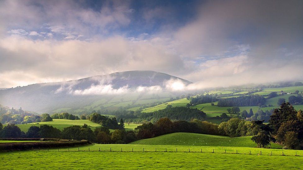 Brecon Beacons SAS Deaths: Call For MoD To Face Courts - BBC News