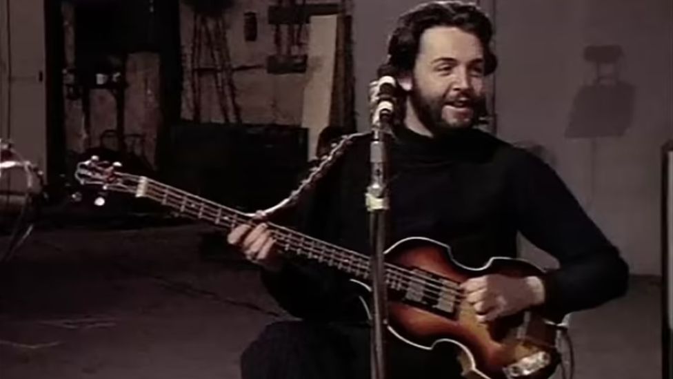 Paul McCartney reunited with guitar stolen 51 years ago - BBC News