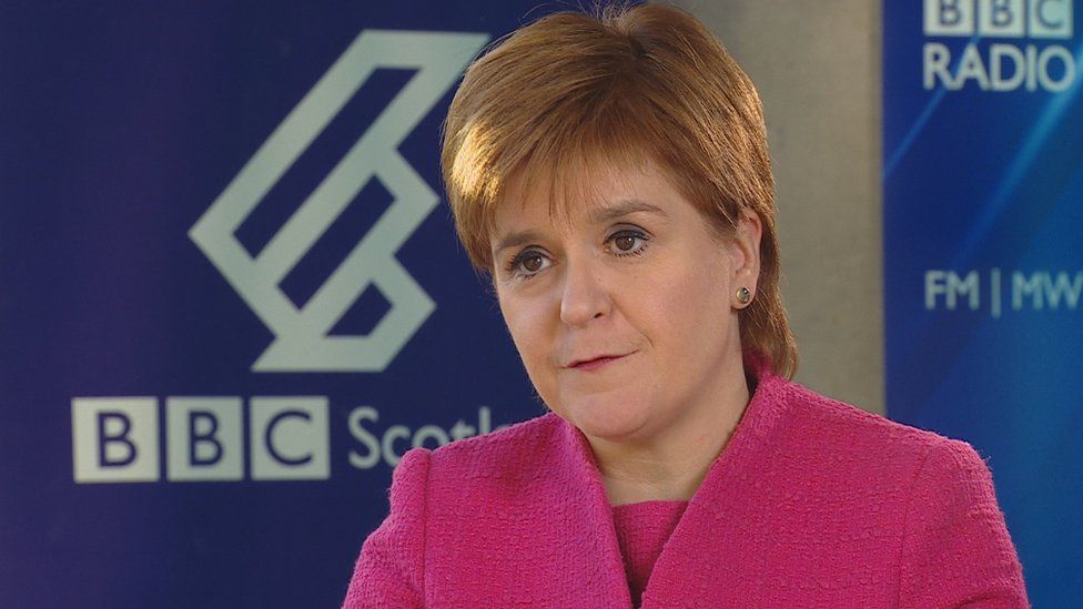 Sturgeon turns focus on immigration - BBC News