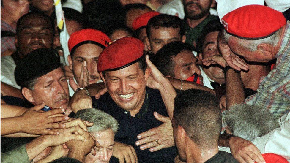 Chávez.