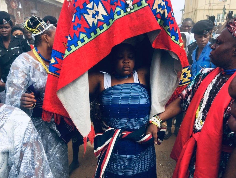 In pictures: Nigeria festival celebrates Yoruba fertility goddess Osun  Osogbo - BBC News