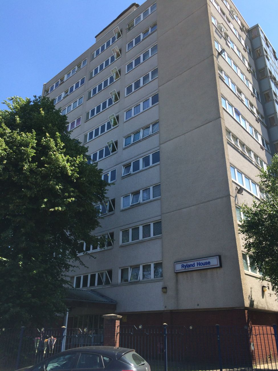 Toddler dies in seventh floor fall from Birmingham flats BBC News