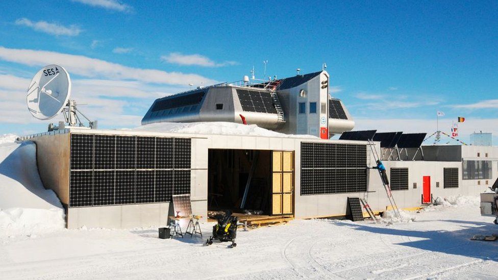 A picture of the exterior of the Polar Research Station