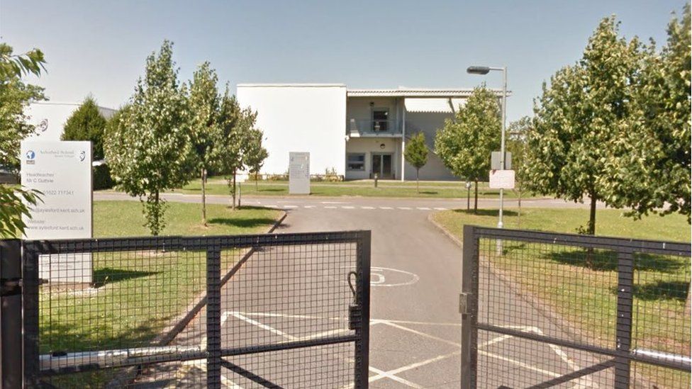 Covid Aylesford School closes for deep clean as cases emerge BBC News