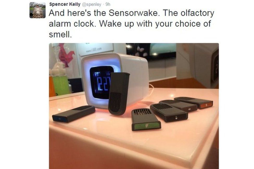 Tweet by Spencer Kelly: "And here's the Sensorwake. The olfactory alarm clock. Wake up with your choice of smell."