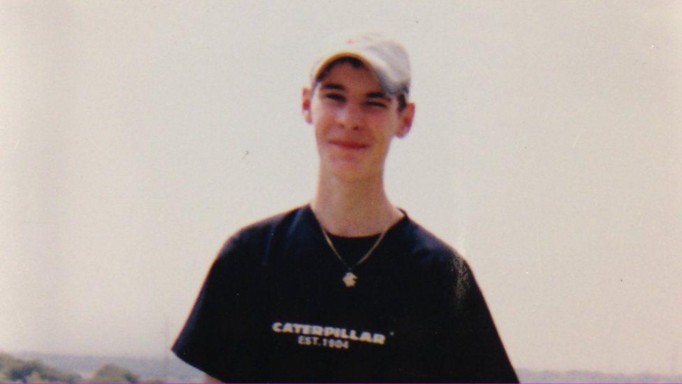 James Fenton Psychiatrists question report's findings BBC News