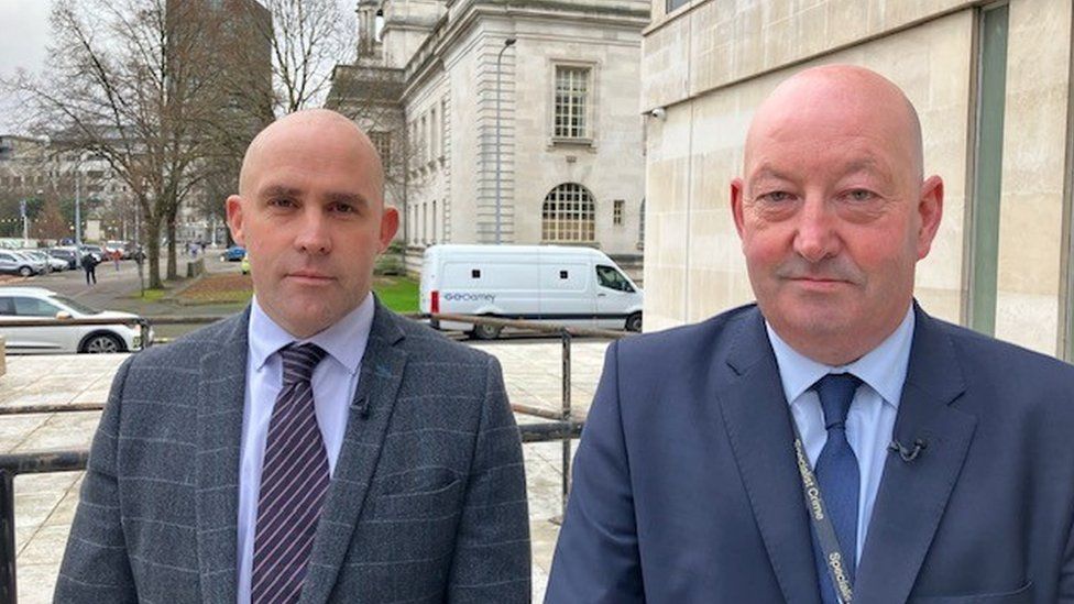 Det Con Neville Evans (left) and Det Con Ian Pring (right) from South Wales Police