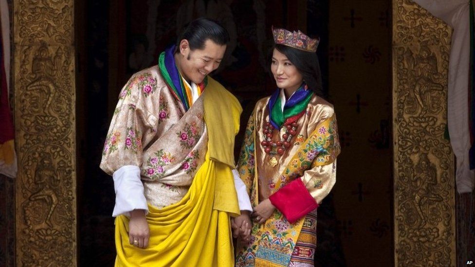 Bhutan's Queen Jetsun Pema gives birth to crown prince - BBC News