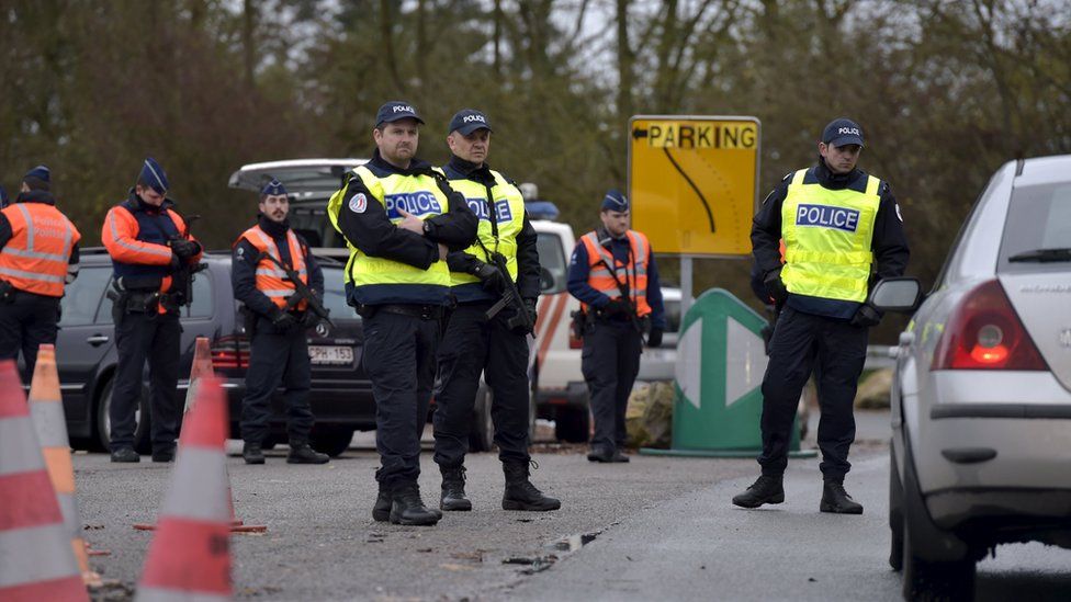 Belgian-French police check on border, 14 Nov 15