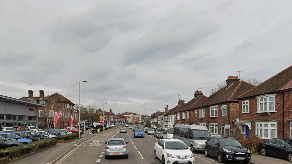 Watford hit-and-run: Boy, 11, hurt in crash - BBC News