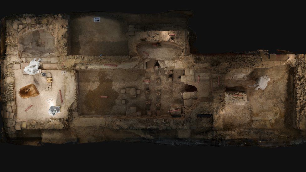 Welwyn Roman Baths - a vertical plan view image