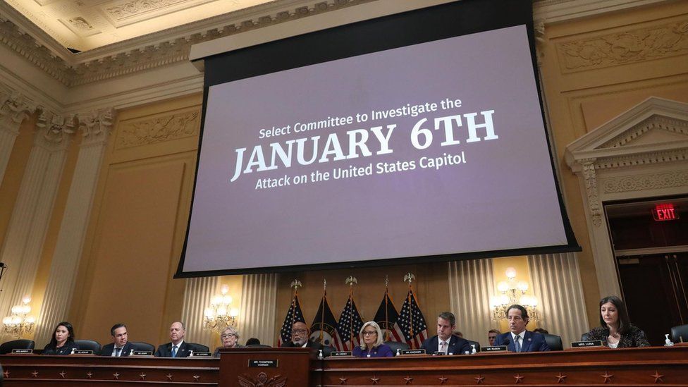 Специальный комитет Палаты представителей по расследованию нападения на Капитолий США 6 января утверждает свой окончательный отчет