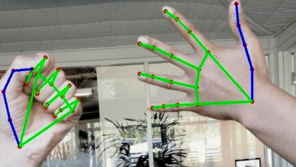 Google hand tracking two hands