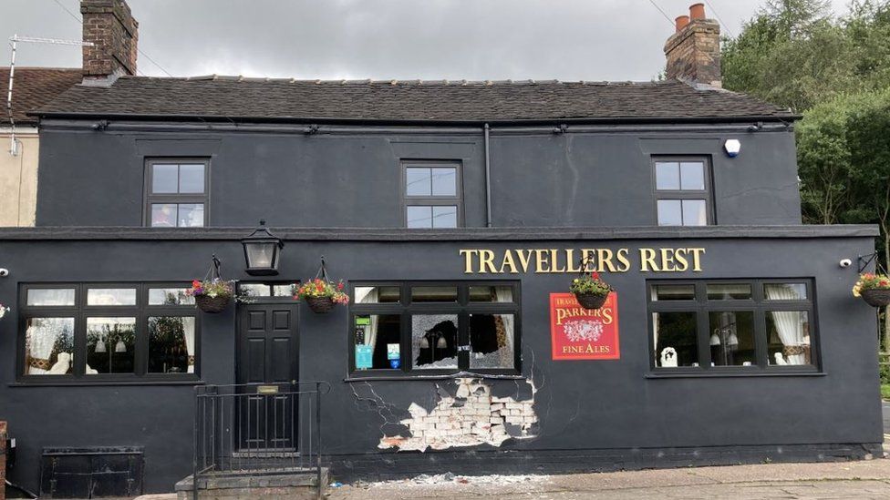 How Many Pubs Are There In Stoke On Trent: A Thirsty Quest