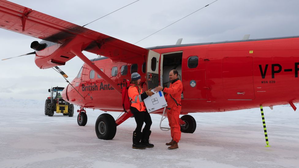 Vaccines arrive at Rothera