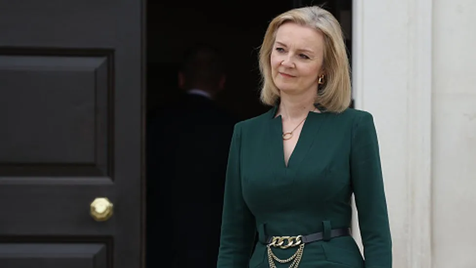 Liz Truss contests £12,000 bill over use of Chevening country house