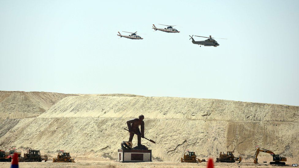 Helicopters at inauguration of Suez Canal