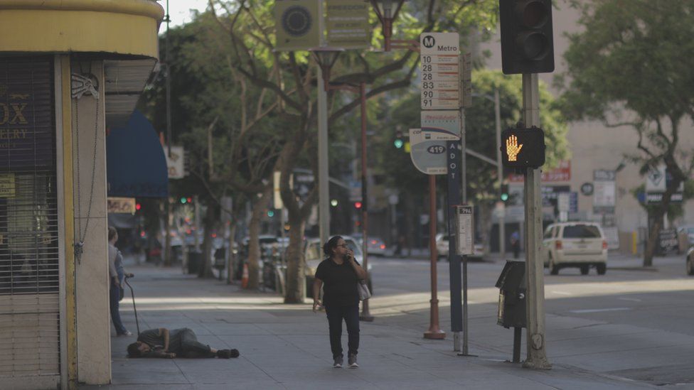 Los Angeles' homeless crisis goes from bad to worse - BBC News