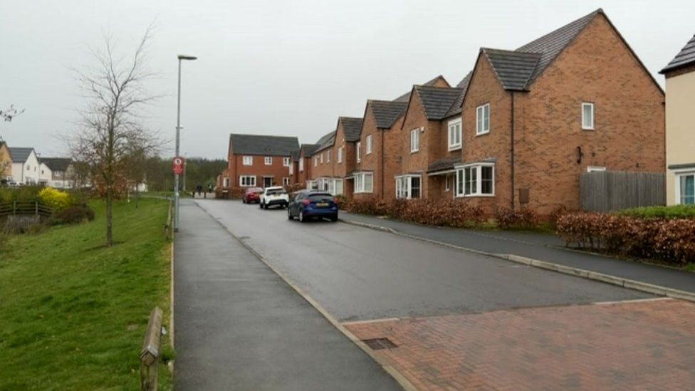 Bromsgrove homeowners want estate to be adopted amid fees row BBC News