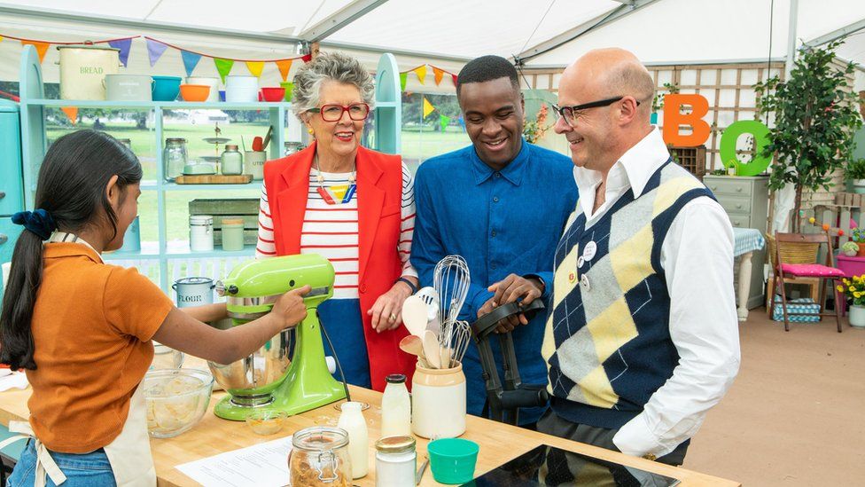 Junior Bake Off Who are the presenters and judges for the new series