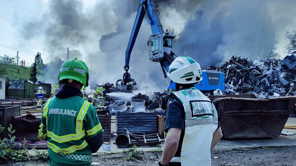 Hitchin industrial estate fire involves electrical goods BBC News