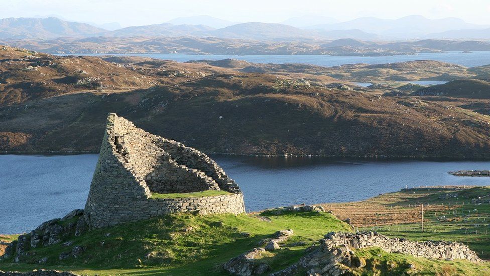 Archaeology worth £4m to Western Isles' economy BBC News
