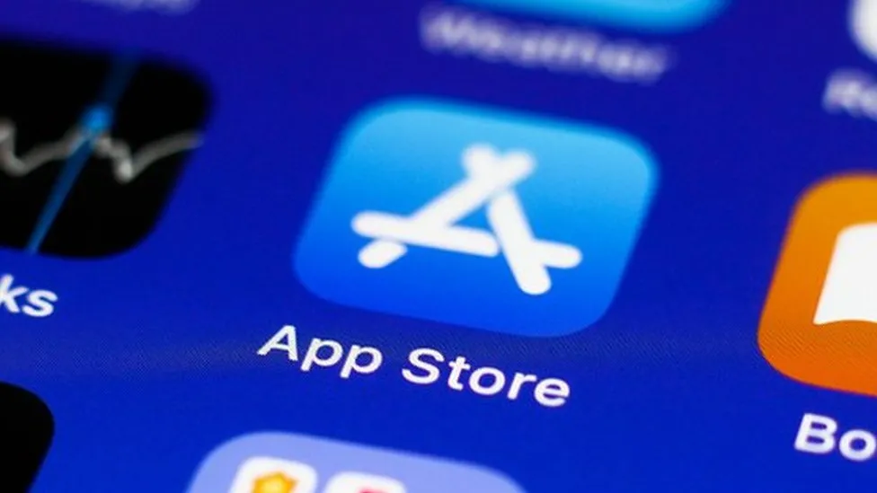 AWESOME NEWS FOR EUROPEAN FORTNITE FANS! EU users finally allowed to install the apps they want on iPhones 🥳