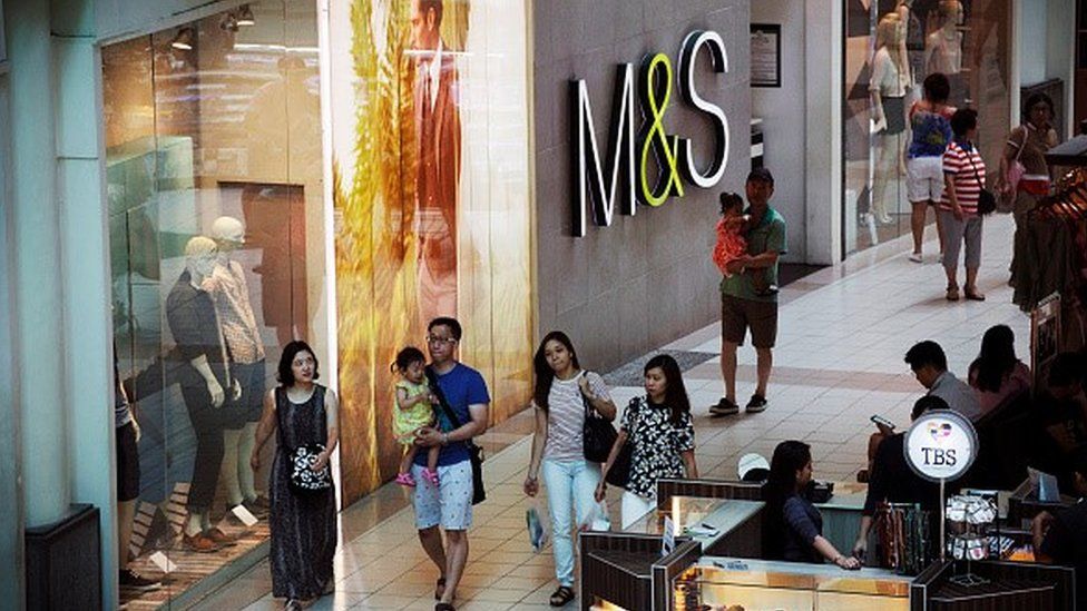 How M&S lost its big knickers crown