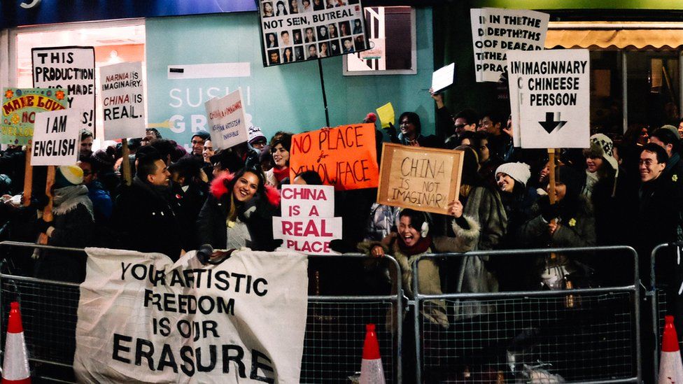 Protest outside the Print Room Theatre, January 2017