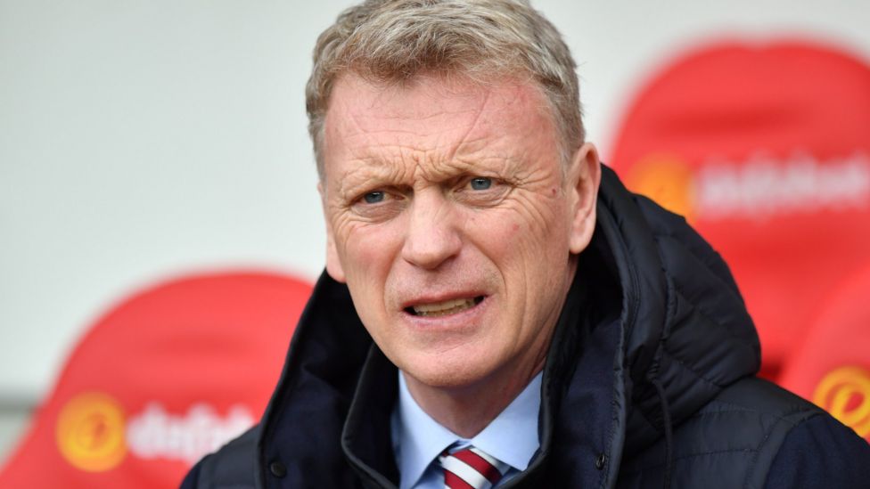 David Moyes: Sunderland manager charged over 'slap' comment - BBC Sport