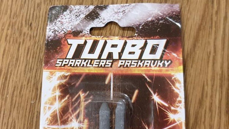 The packaging of the sparklers