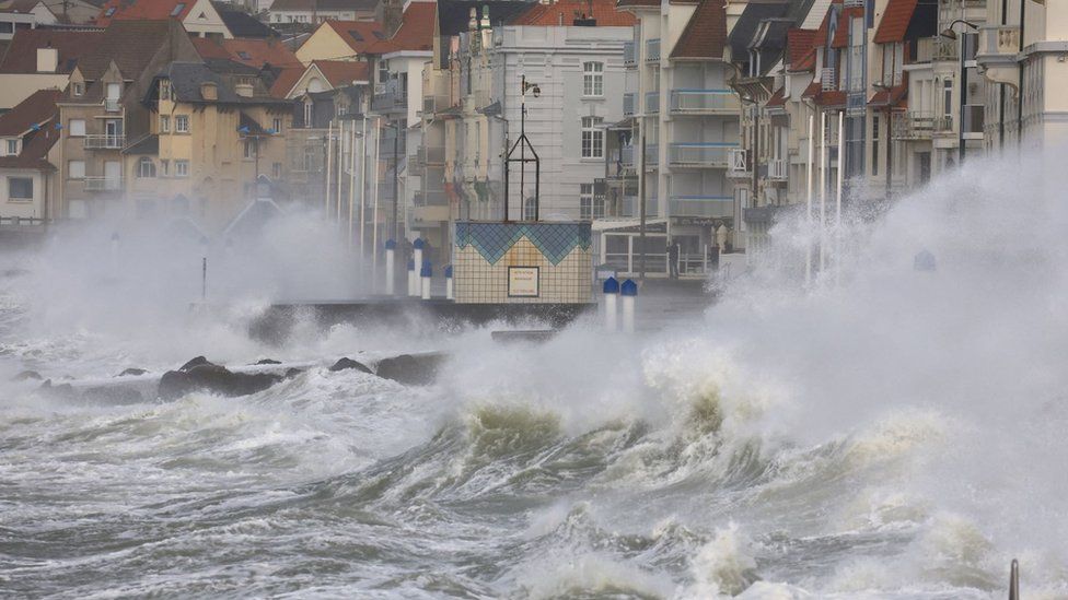 Waves crash against the breakwater during Storm Eunice in Wimereux, France