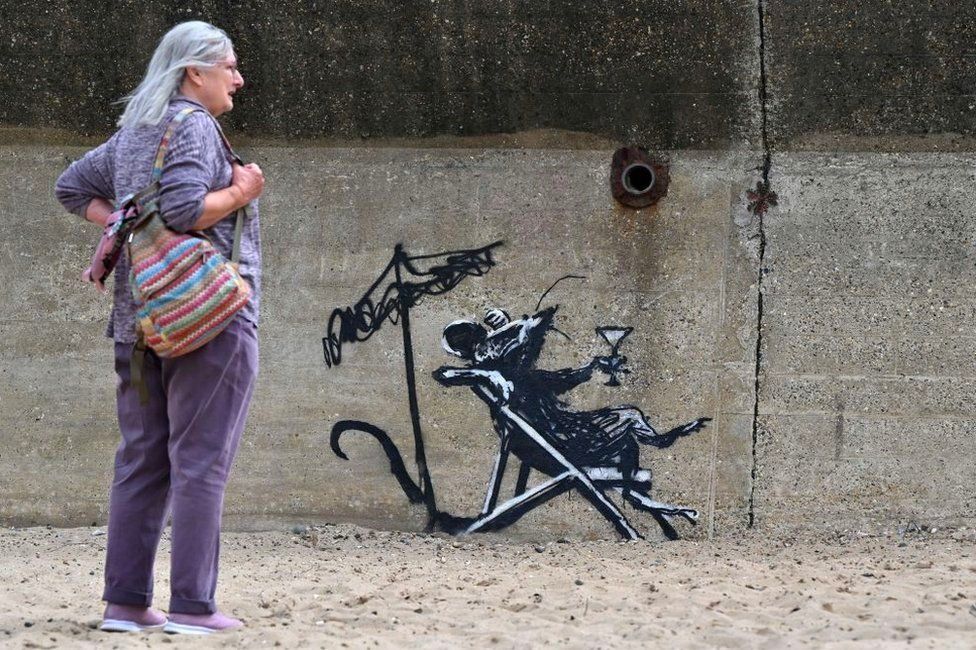 Banksy What Do We Know About The Anonymous Artist Bbc News 1332