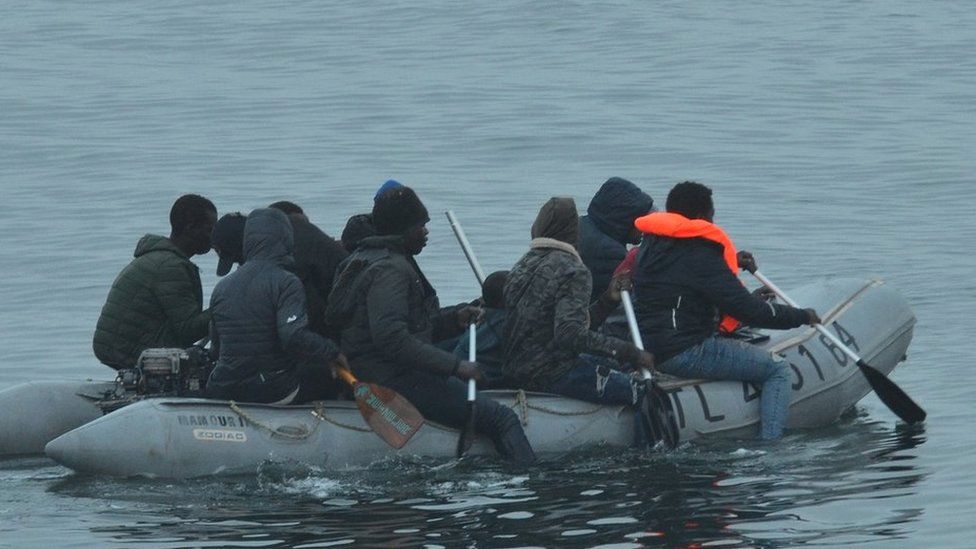 Migrants in dinghy