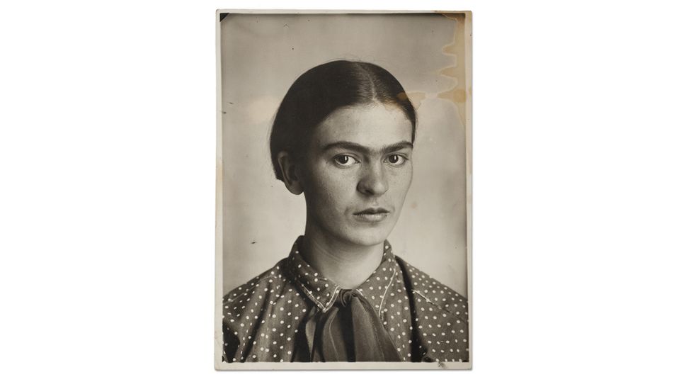 Foto de Frida en blanco y negro