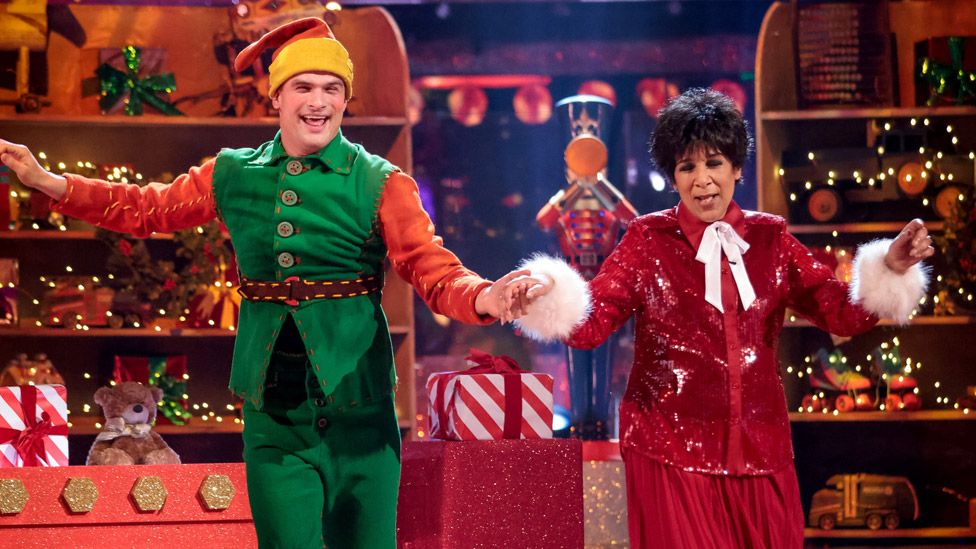 Aljaz Skorjanec and Moira Stuart on Strictly Come Dancing Christmas special 2021