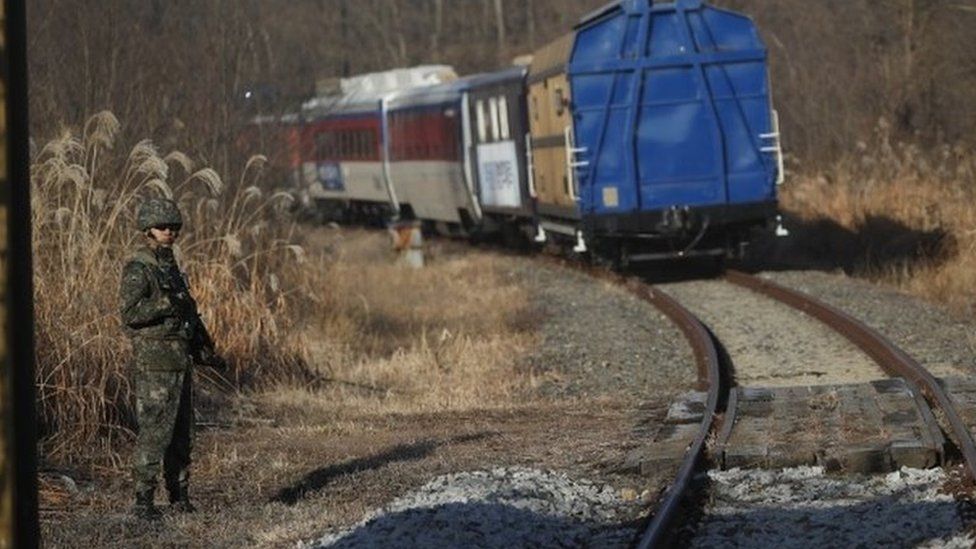 Train travelling through the DMZ (30 Nov 2018)