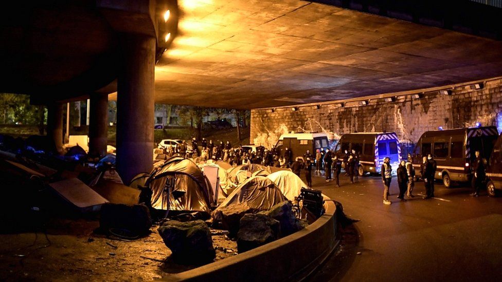 Migrants tents are surrounded by the police forces in Paris on 7 November 2019