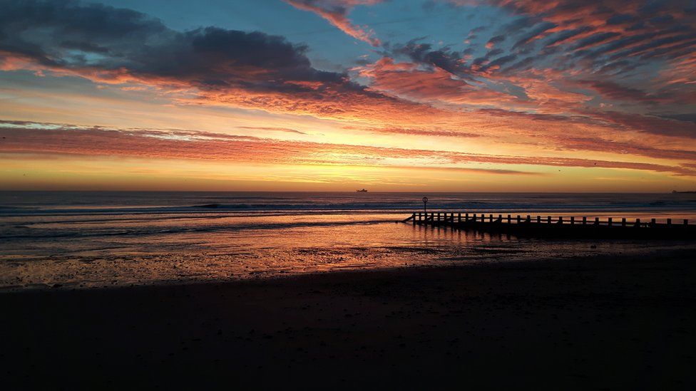 Sunrise at Aberdeen beach