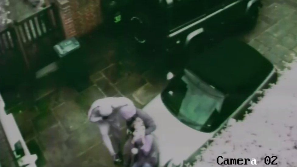 CCTV of the Williams brothers fleeing from a robbery on 13 June