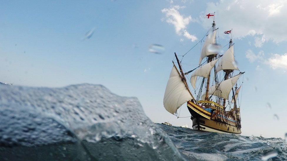 Mayflower replica sails into Plymouth