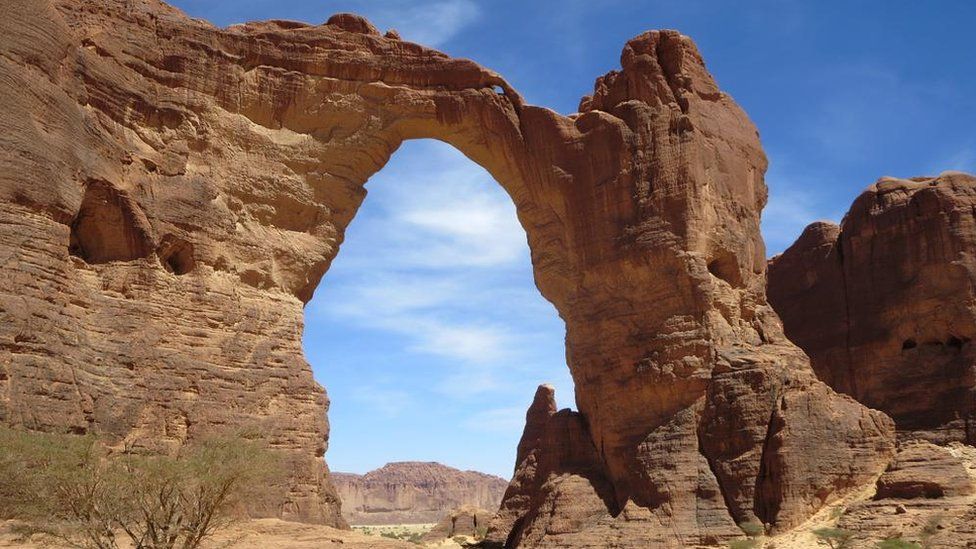 narturally formed rock arch in the Ennedi plateau