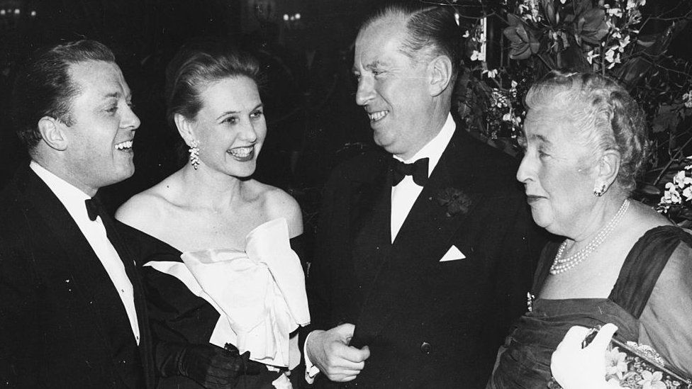Richard Attenborough, Sheila Sim, impresario Peter Saunders and Agatha Christie in 1958